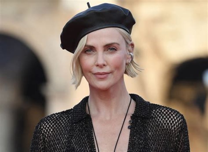 7 Weight Loss Tricks From Charlize Theron — Celebwell