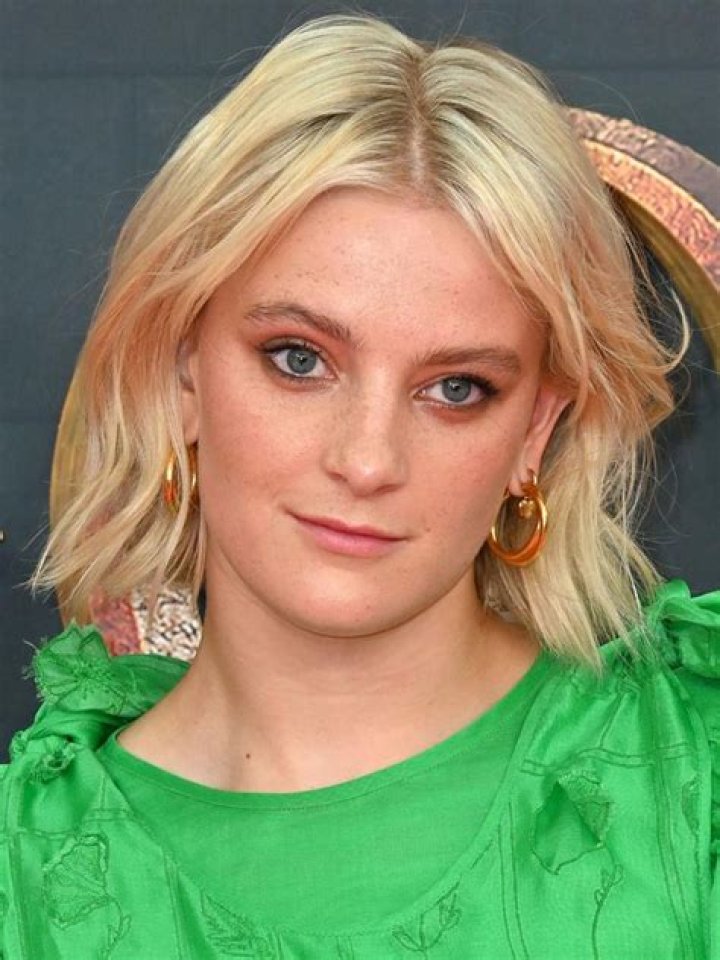 Actress Phia Saban Wiki, Age Boyfriend, Family & Height