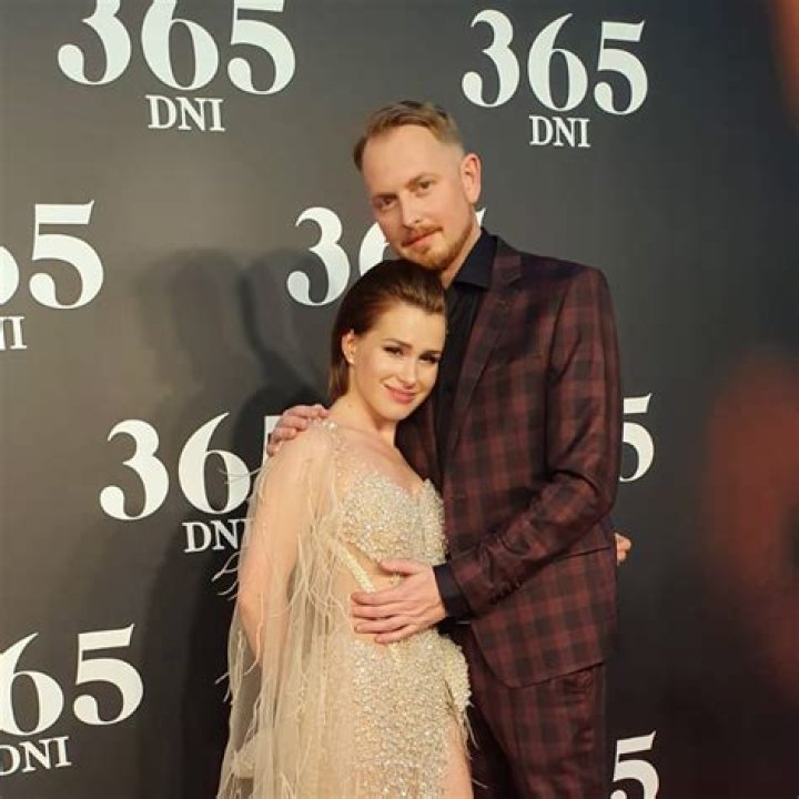 Anna Maria Sieklucka Boyfriend, Wiki, Net Worth, Age, Height & Parents