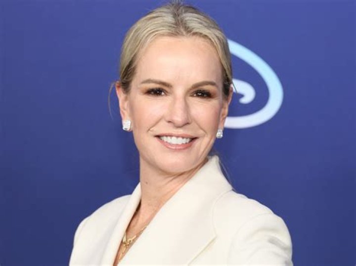Dr. Jennifer Ashton in Bathing Suit Has "Magical" Honeymoon — Celebwell