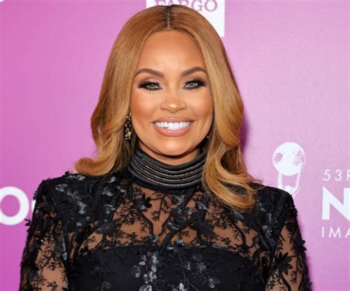 Gizelle Bryant in Bathing Suit Says "Happy Sunday" — Celebwell