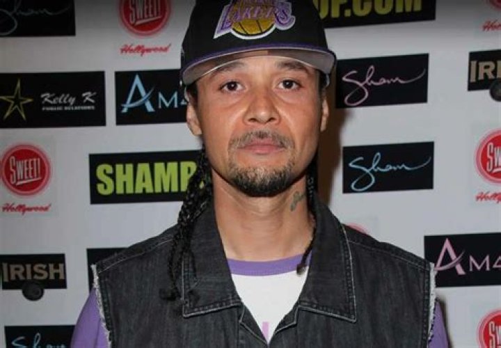 
How Much Money Does Bizzy Bone Make? Latest Income Salary

