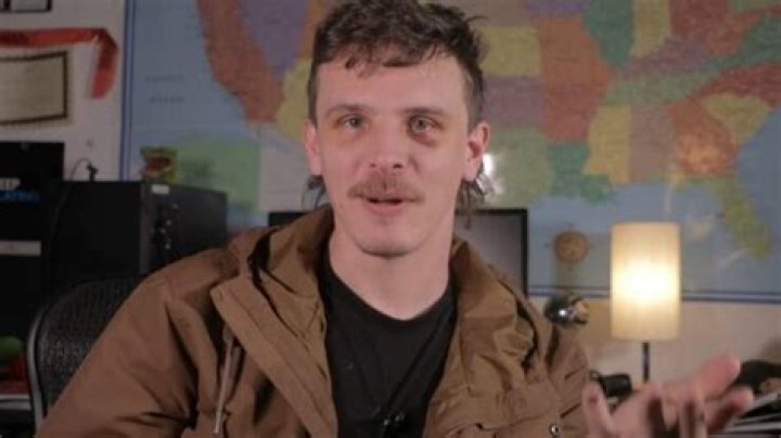 
How Much Money Does Idubbbz Make? Latest Income Salary
