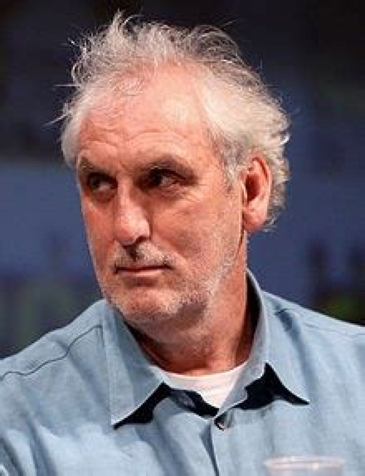 
How Much Money Does Phillip Noyce Make? Latest Income Salary
