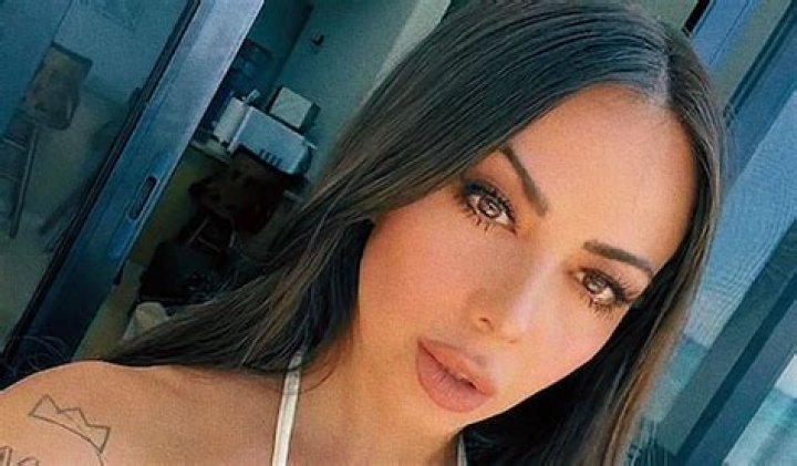 Jiména Sánchez in Bathing Suit Has "Mornings in Paradise" — Celebwell