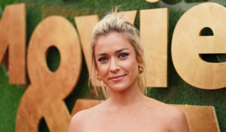 Kristin Cavallari in Bathing Suit is "Leaving it All Behind Me" — Celebwell