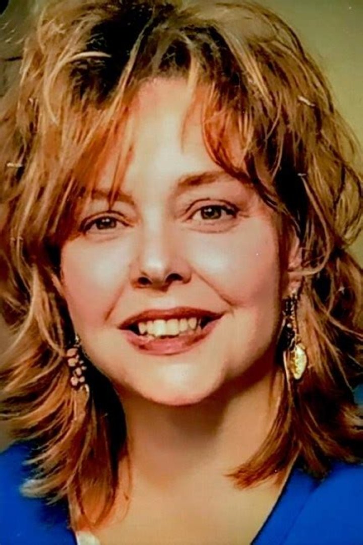 Obituary | How Did Carla Heaton Die? Visitation and Funeral Service