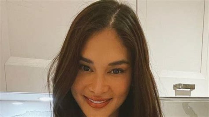 Pia Wurtzbach in Bathing Suit is a "Sunset Lover" — Celebwell