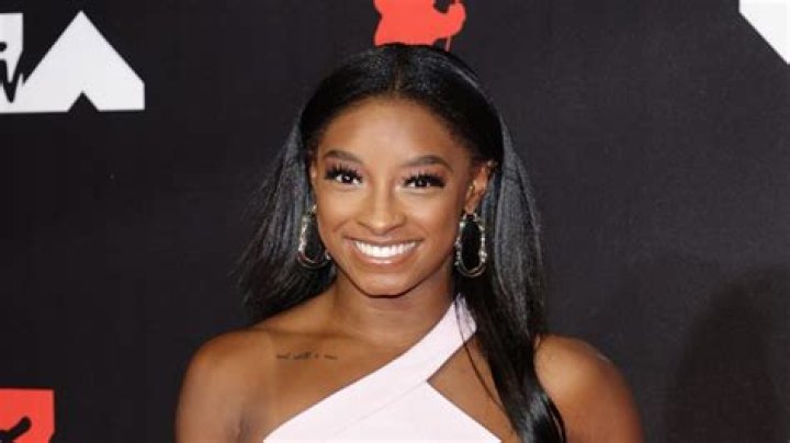 Simone Biles in Bathing Suit is an "Island Girlllllll" — Celebwell