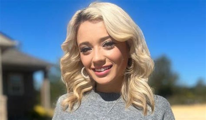 Valerie Bell in Workout Gear Has "Great Views" From St. Lucia — Celebwell