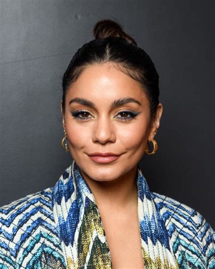 Vanessa Hudgens in Bathing Suit Has Beach Day With BFF — Celebwell