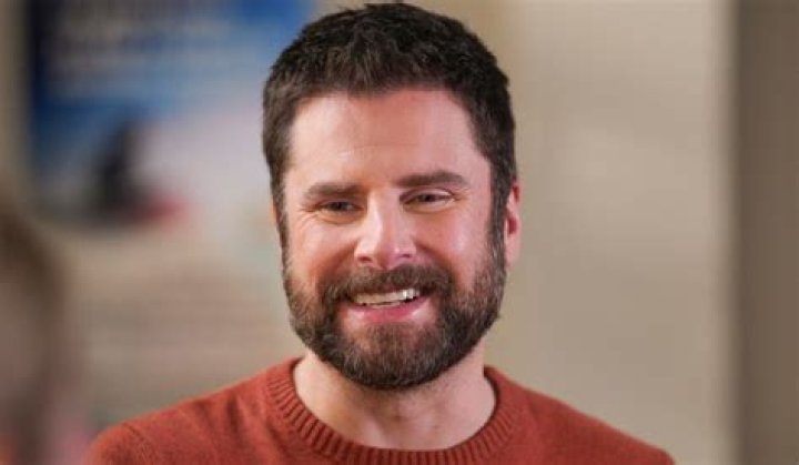 What Does Gary Mendez Do For A Living? – Celebrity